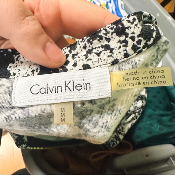 Calvin Klein Black & White Snakeskin Animal Print Quarter Sleeve Top Size M - Picture 7 of 8